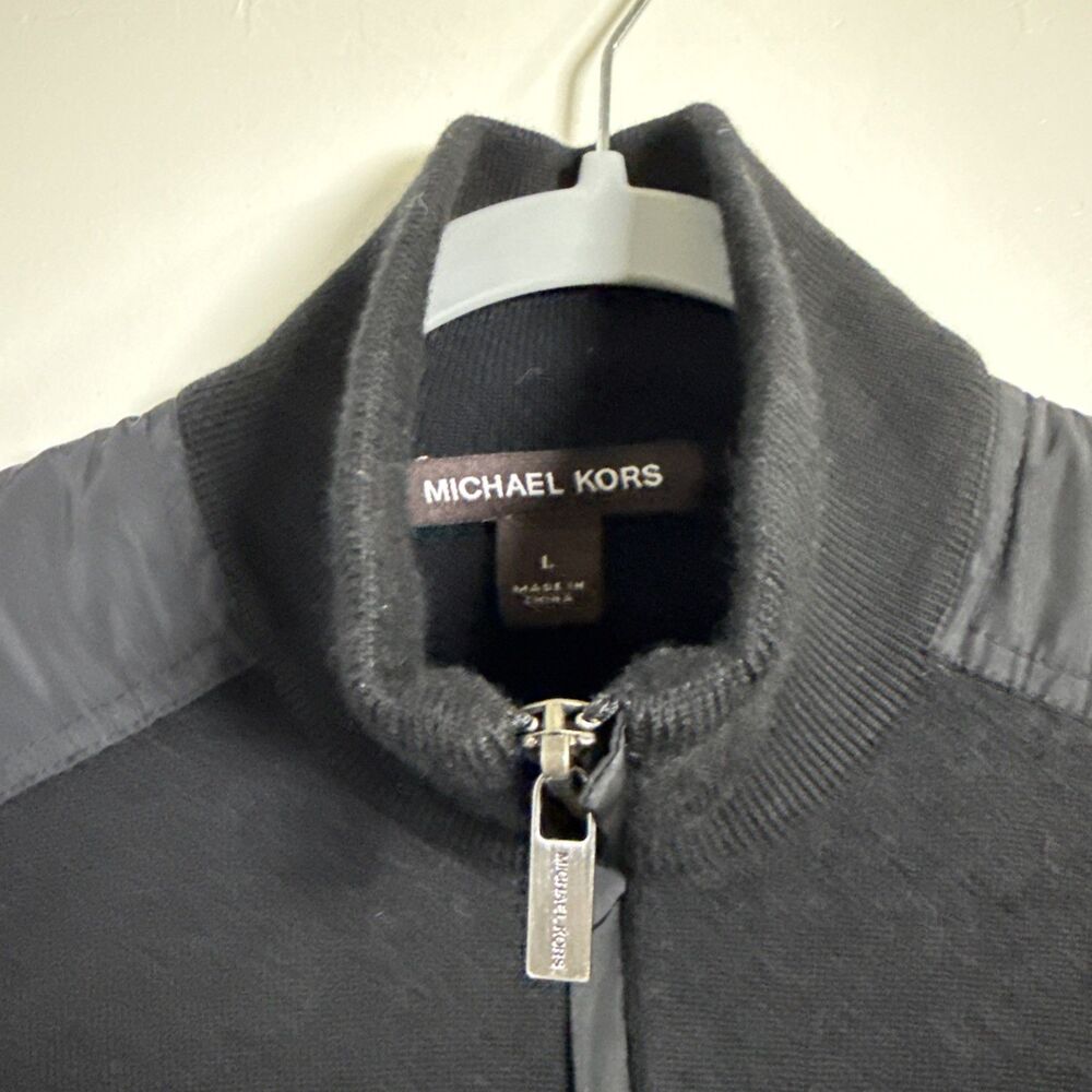 MICHAEL KORS Men's Black Pullover 100% Merino Wool Sweater Size Large 1/4 Zip - Picture 3 of 9